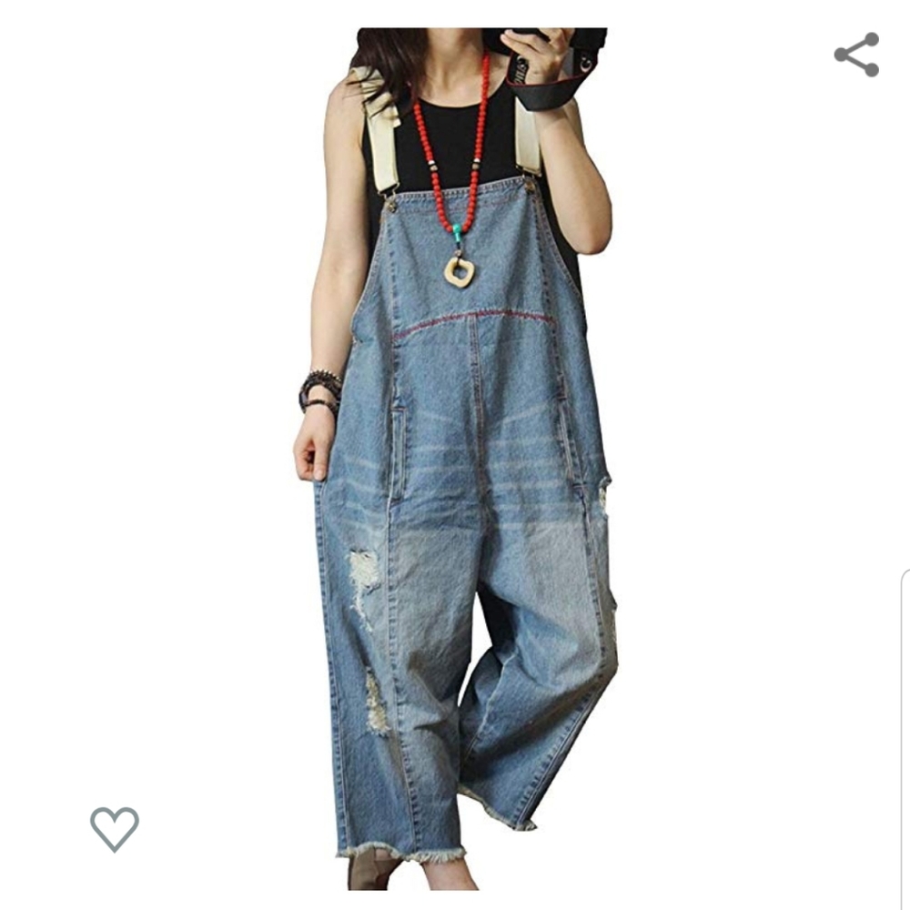 BNWT oversize cropped overalls CUTE!